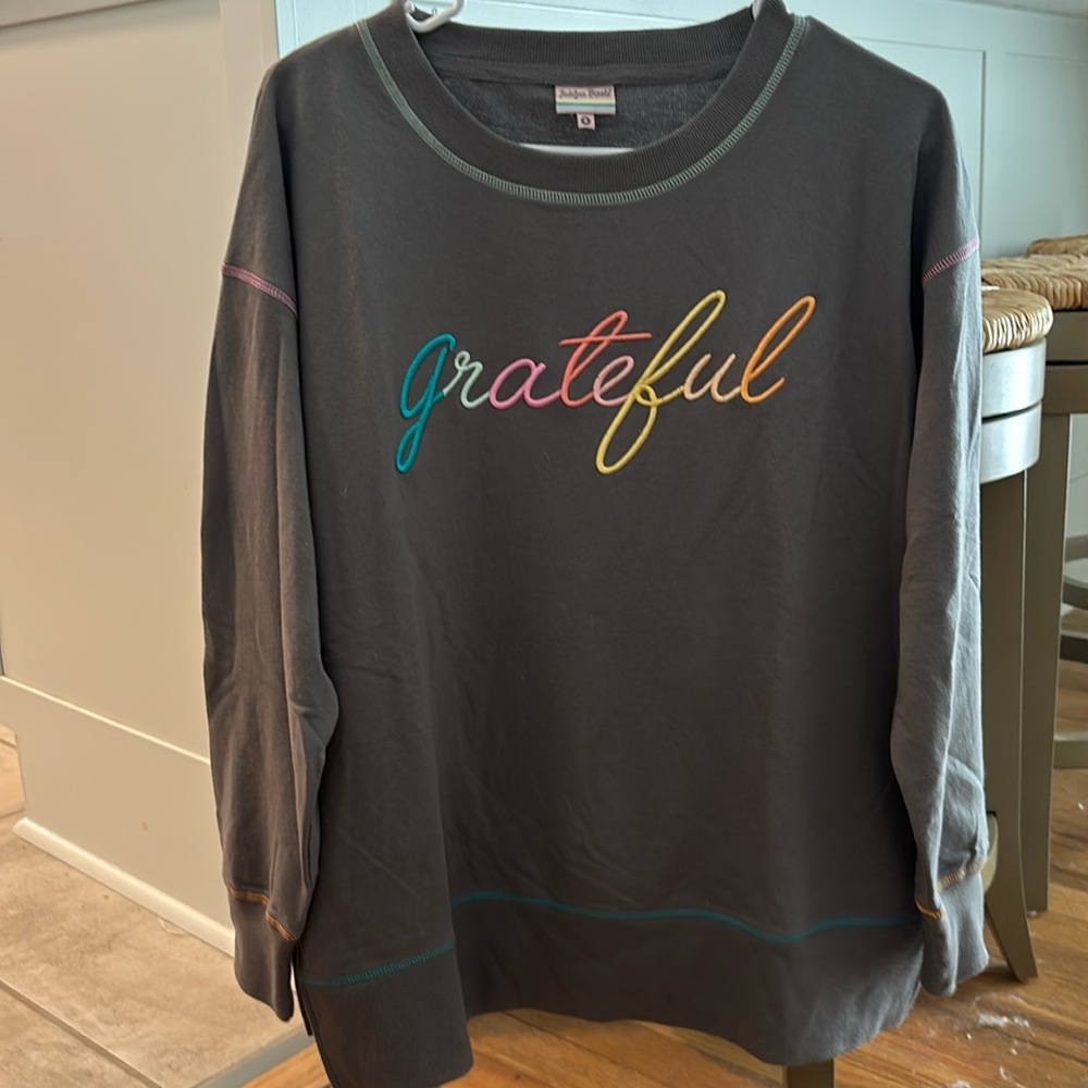 NEVER WORN Small Crew Neck Sweatshirt